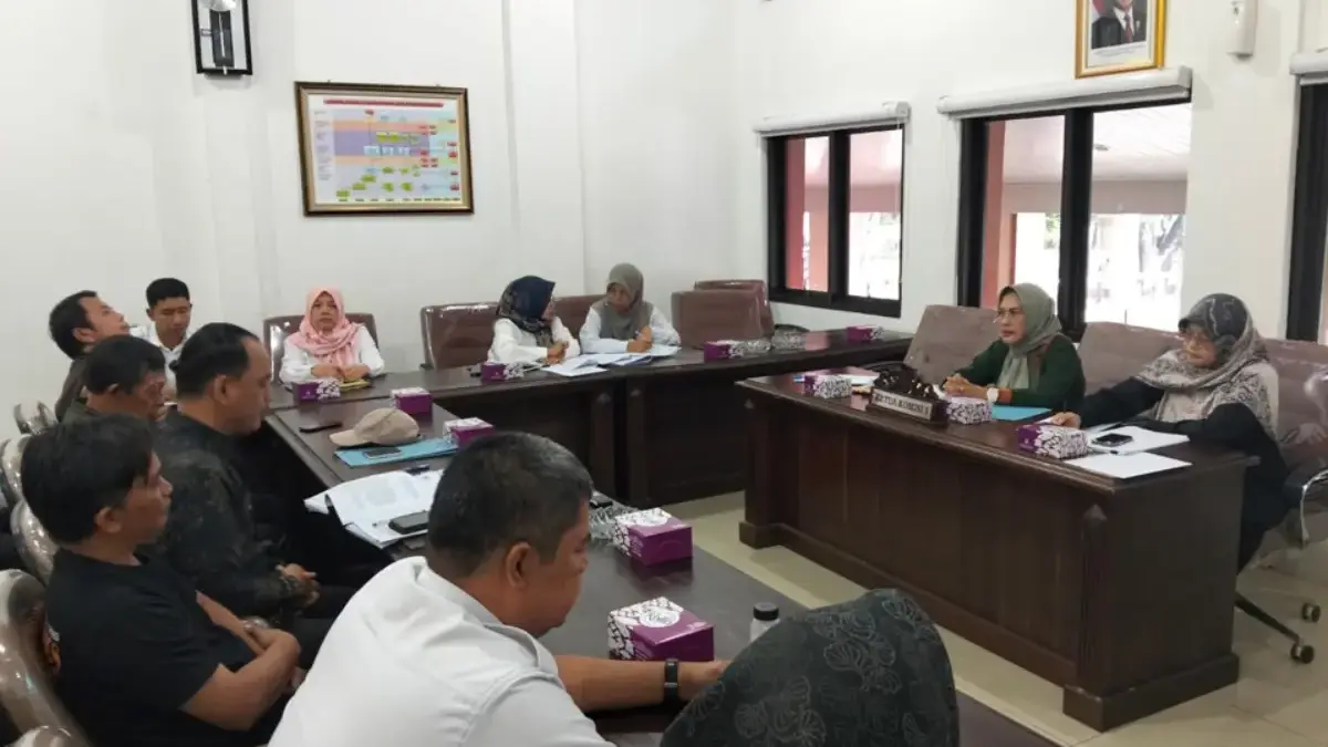 Forkomades melakukan audiensi dengan Komisi I DPRD Kabupaten Cirebon