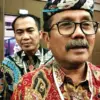 Bupati Cirebon Drs H Imron MAg