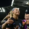 tradisi berlutut liga inggris
