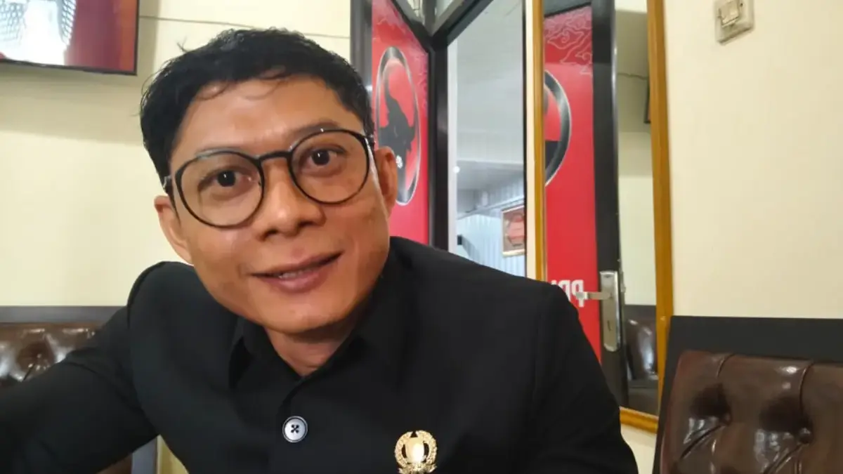 Anggota Fraksi PDI Perjuangan DPRD Kabupaten Cirebon Lukman Hakim