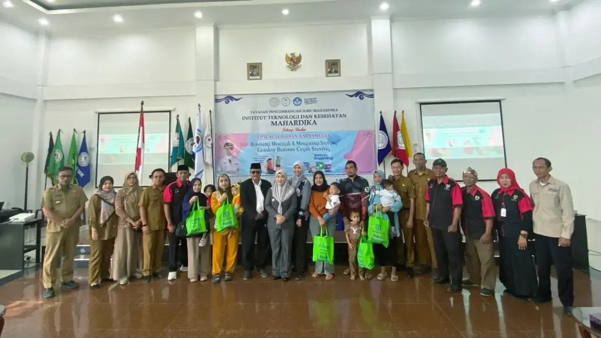 Ketua TPPS Kota Cirebon Hj Siti Farida Rosmawati SPdI