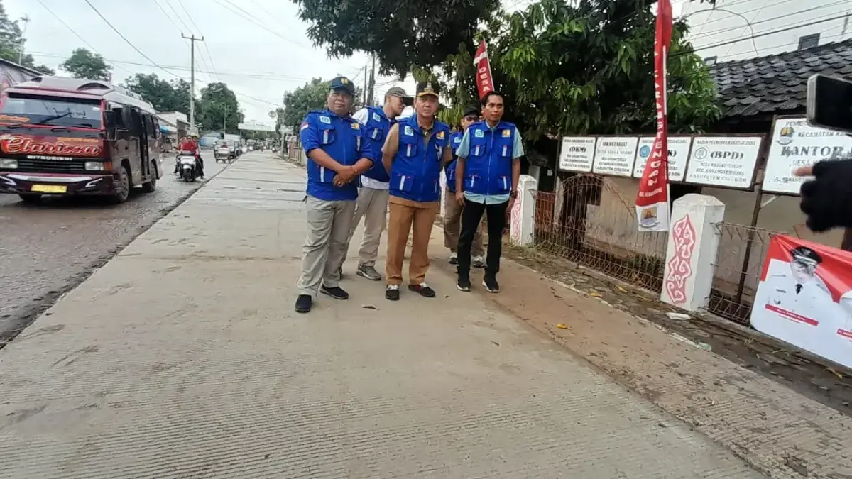Plt Kepala DPUTR Kabupaten Cirebon R Tomy Hendrawan ST