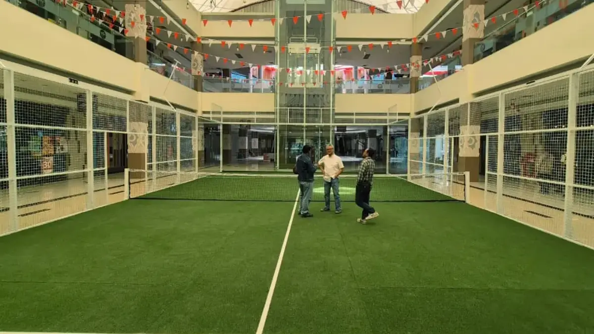 Padel by Sessions Lawn di Grage City