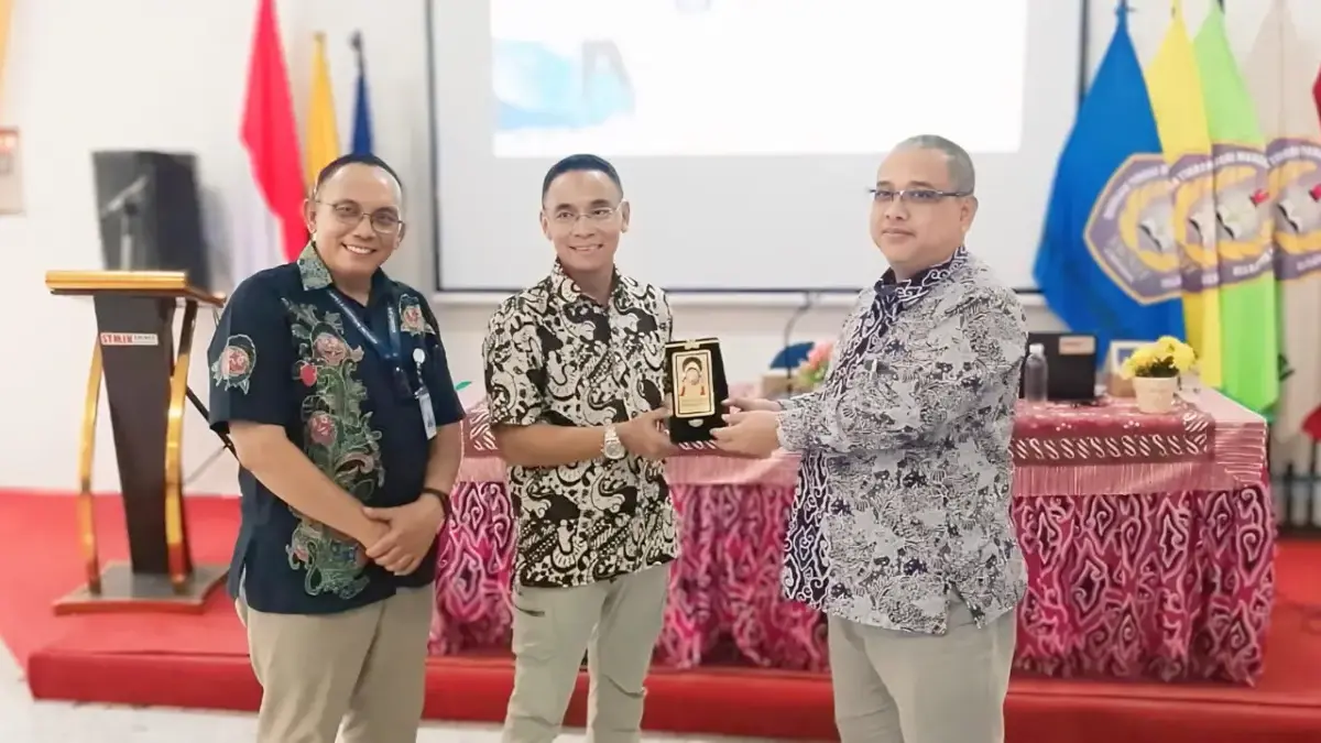 STMIK IKMI Cirebon
