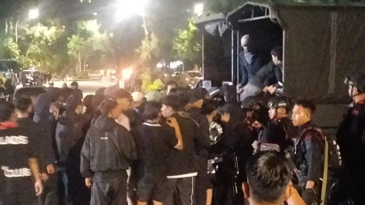 suporter persib bandung rusuh