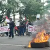 Unjuk rasa menagih janji pemerintah daerah
