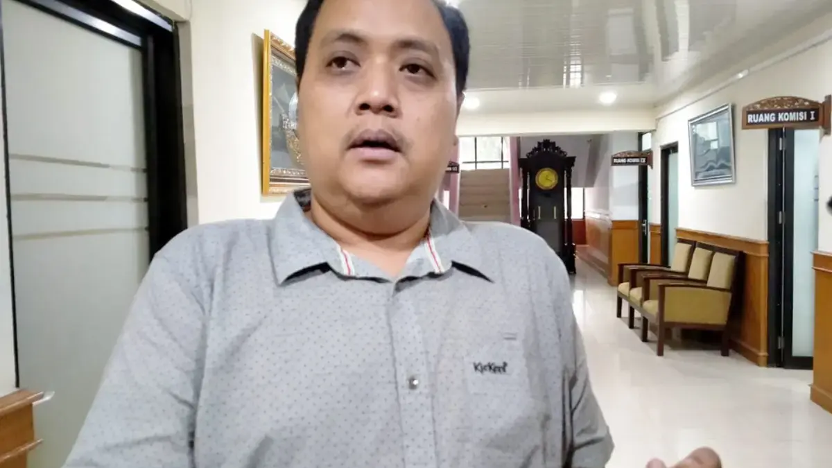 Ketua Pengcab PBVSI Kabupaten Cirebon Anton Maulana
