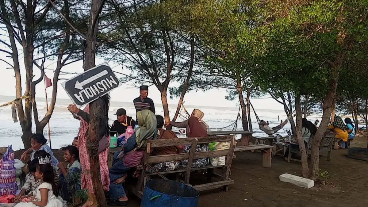 pantai cemara indah