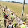 Pembangunan saluran irigasi