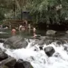 mata air cipaniis kuningan