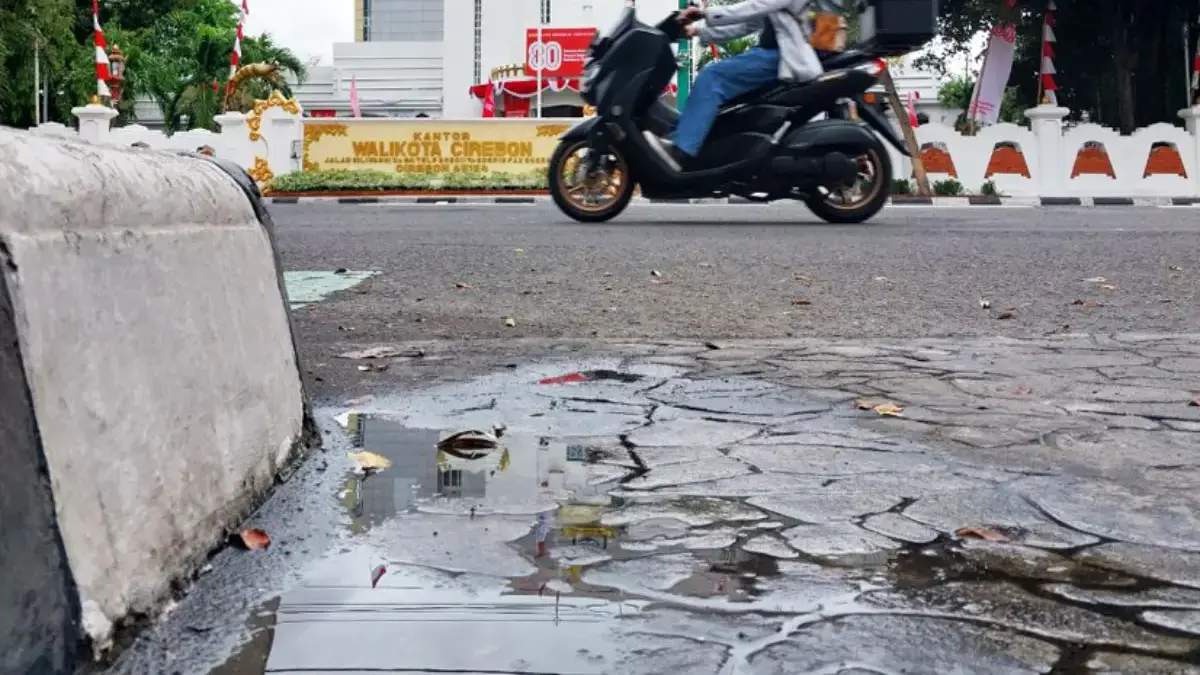 Genangan air hujan