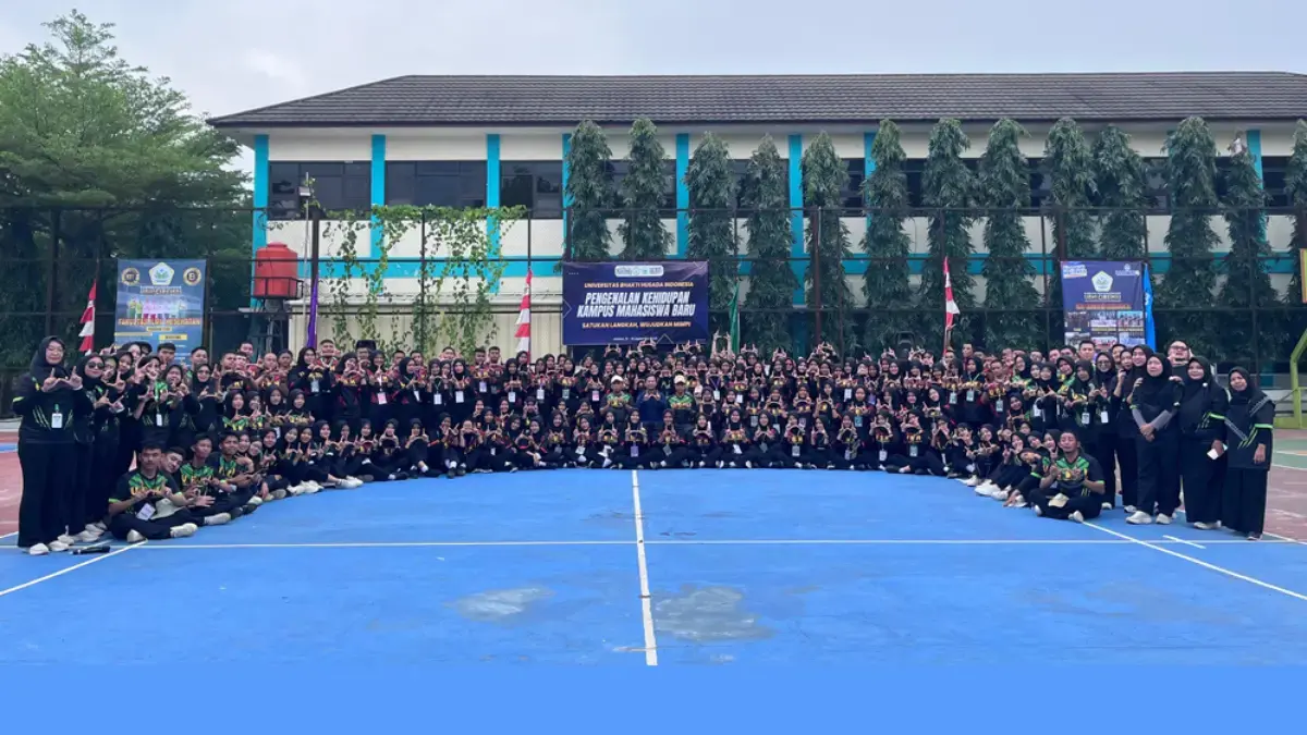 Mahasiswa baru UBHI