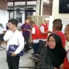 tersangka gedung setda kota cirebon diperiksa
