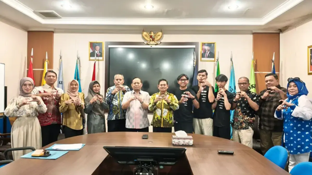 FEB UGJ Kirim Mahasiswa ke Jepang dan Malaysia Rektor UGJ Prof Dr. Achmad Faqih