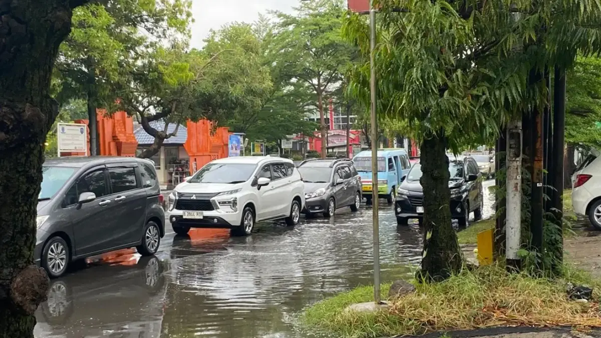 Hujan Langsung Tergenang, Empat Titik Jadi Fokus Antisipasi Banjir di Kota Cirebon banjir