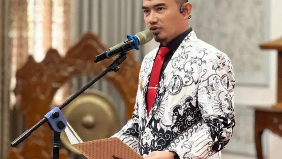 Desak Segera Disahkannya UU Perlindungan Guru Ketua PGRI Kota Cirebon Eka Novianto,