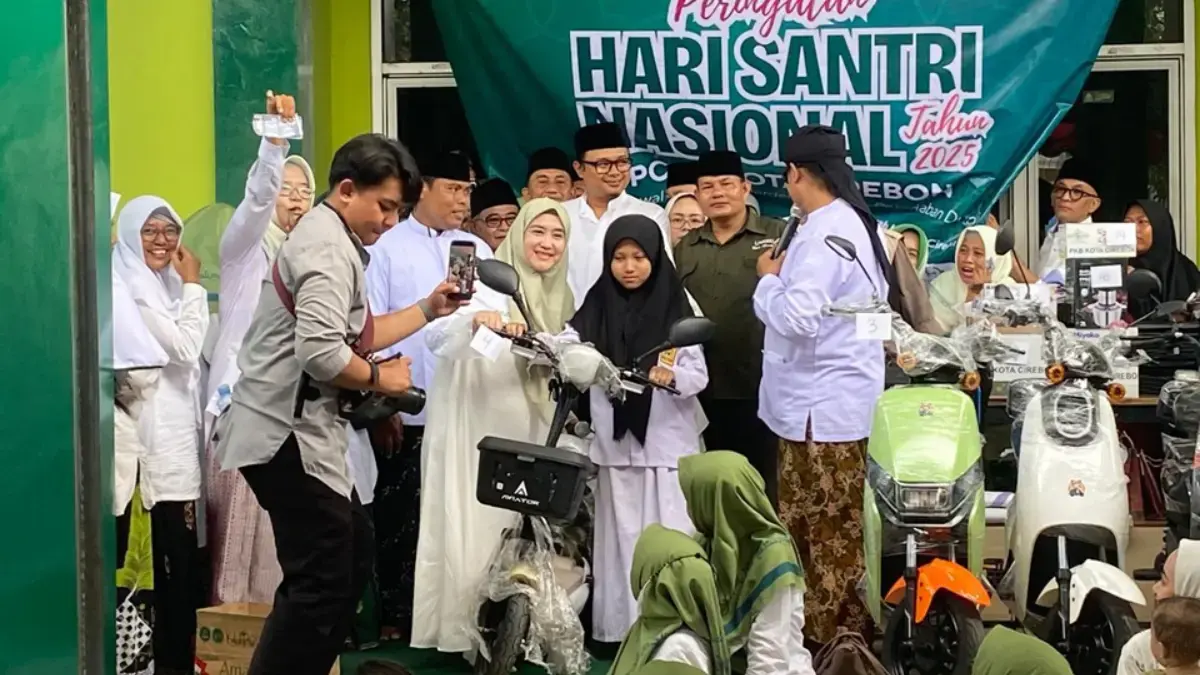 Wakil Walikota Cirebon, Hj Siti Farida Rosmawati SPdI