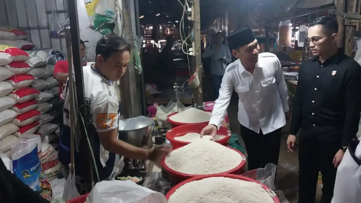 beras di Pasar Kanoman
