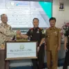 penyerahan uang kepada perumda bpr bank cirebon