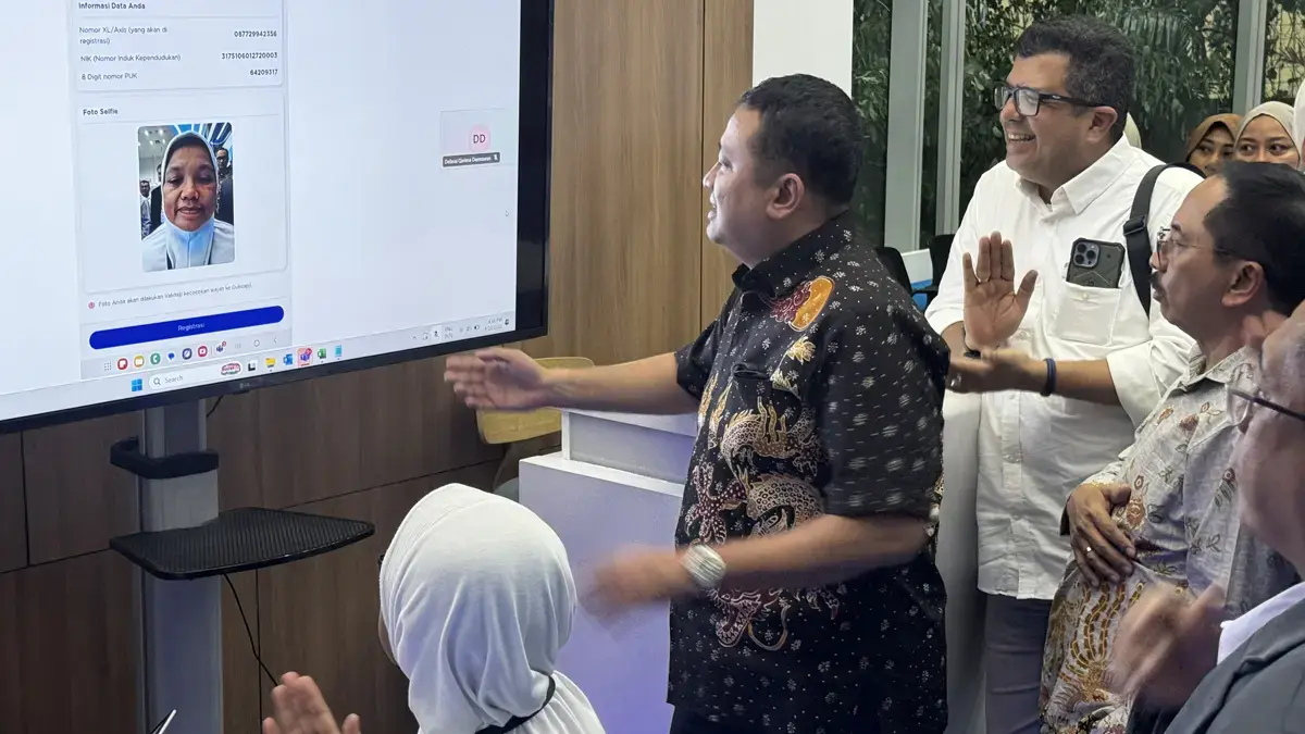 XLSMART Uji Coba Registrasi Kartu SIM dengan Teknologi Biometrik