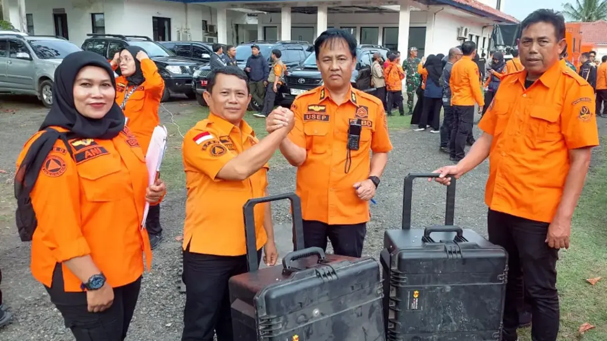 Kabupaten Cirebon Dapat Bantuan Alat untuk Ubah Air Laut Jadi Tawar BPBD Kabupaten Cirebon