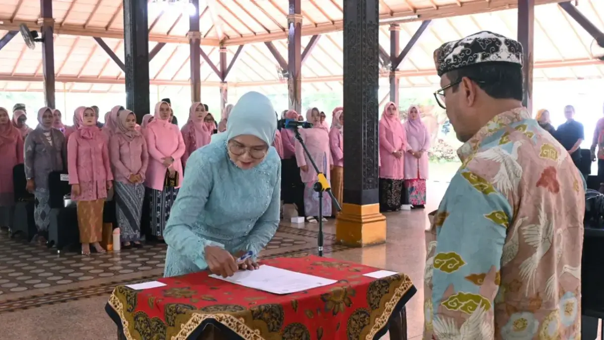 Bunda PAUD Dra Hj Nunung Roosmini