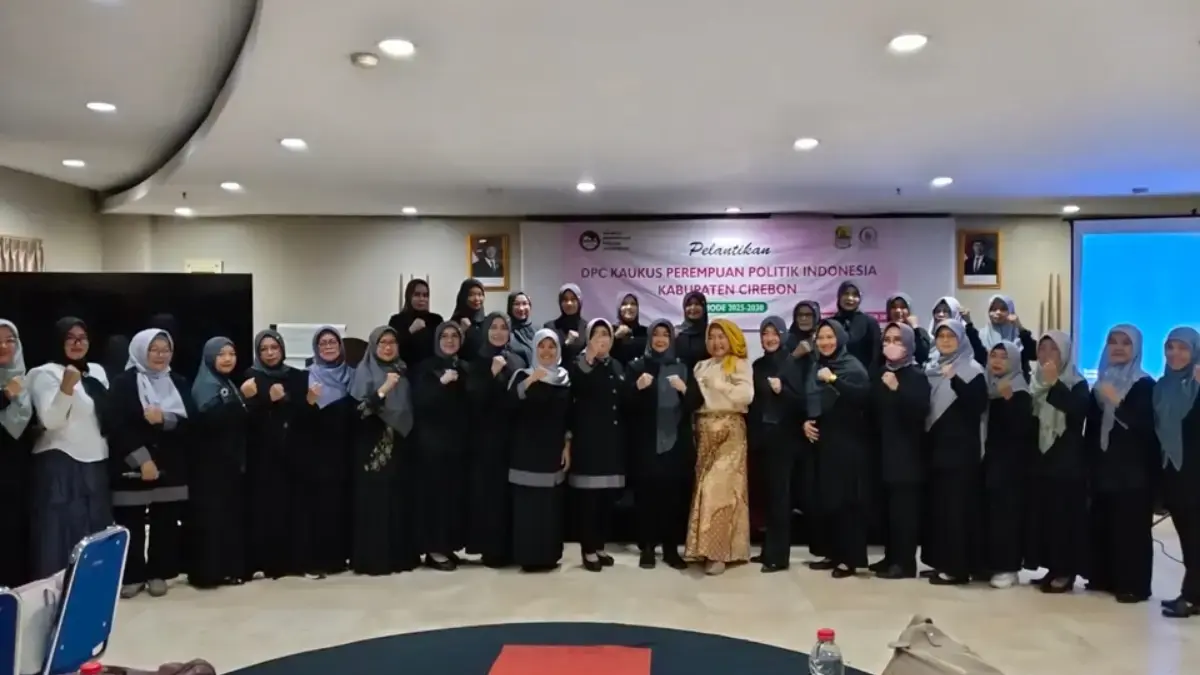 Ketua KPPI Kabupaten Cirebon Dr Hj Hanifah MA