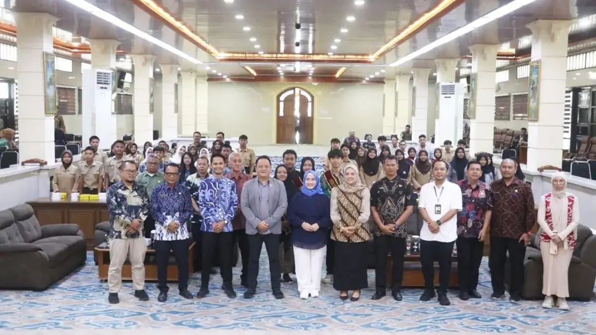 Wawali Cirebon Ajak Generasi Muda Melek Politik edukasi politik