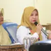 Kepala DKPPP Kota Cirebon Elmi Masruroh,