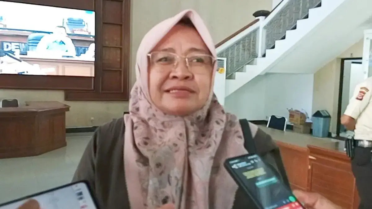 Kepala Disdik Kota Cirebon Kadini, Terkait study tour