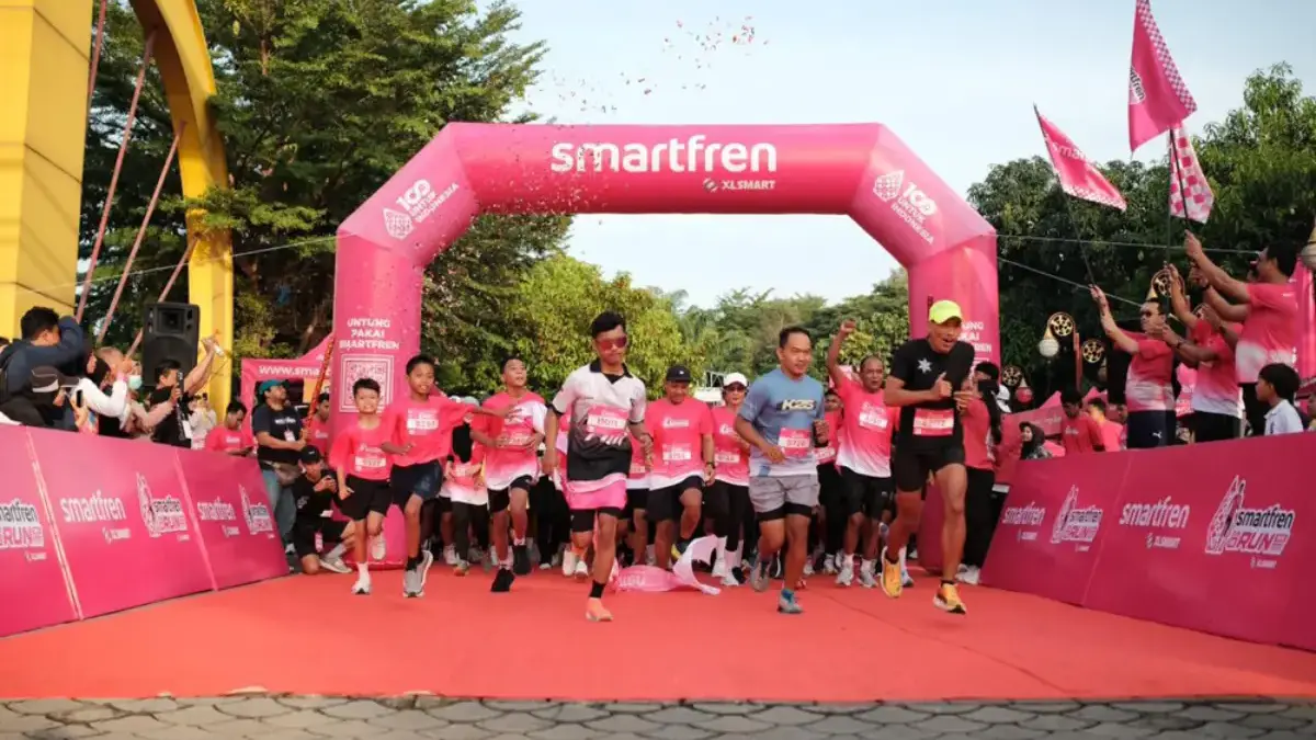 SMARTFREN Perluas Jaringan 4G dan Gelar Fun Run 2025 di Klaten