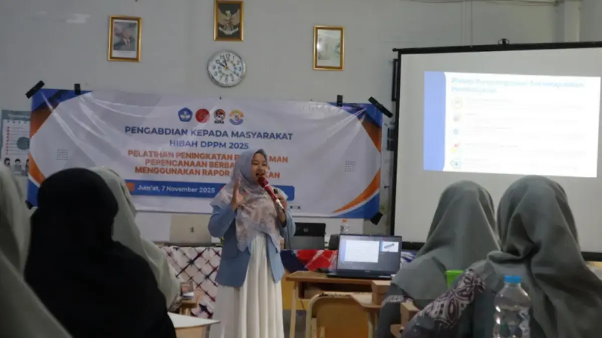 UMC Gelar Pelatihan Pemanfaatan Rapor Pendidikan di SDIT Al-Furqon Cirebon UMC Gelar Pelatihan Pemanfaatan Rapor Pendidikan di SDIT Al-Furqon Cirebon