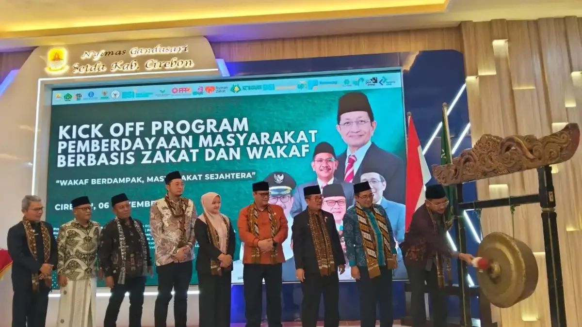 Kemenag RI Tetapkan Kabupaten Cirebon sebagai Kota Wakaf Kemenag RI Tetapkan Kabupaten Cirebon sebagai Kota Wakaf