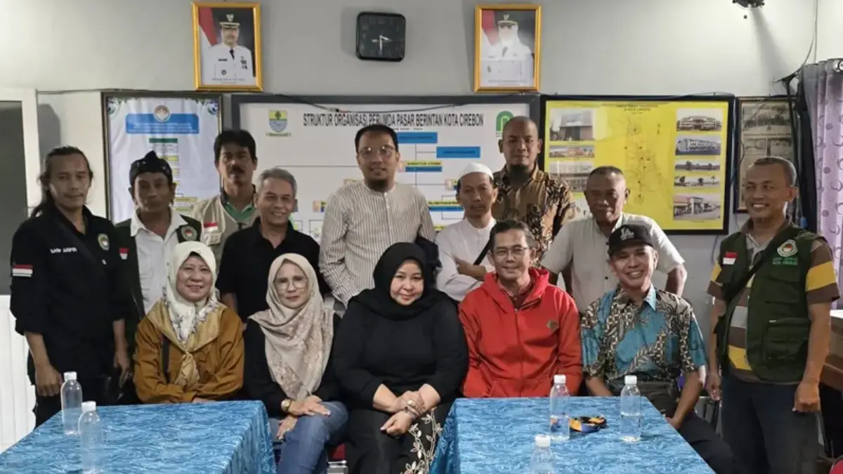 APPSI Kota Cirebon Geruduk Perumda Pasar, Hasil Audiensi Tidak Jelas, Direksi Tidak di Tempat PPSI KOta Cirebon mendatangi kantor Perumda Pasar