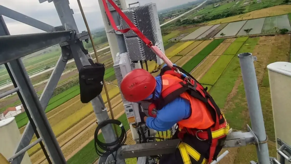 Jaringan XLSMART Siap Sambut Nataru 2026, Proyeksi Lonjakan Trafik Dijawab dengan Kapasitas Berlipat Jaringan XLSMART Siap Sambut Nataru 2026, Proyeksi Lonjakan Trafik Dijawab dengan Kapasitas Berlipat