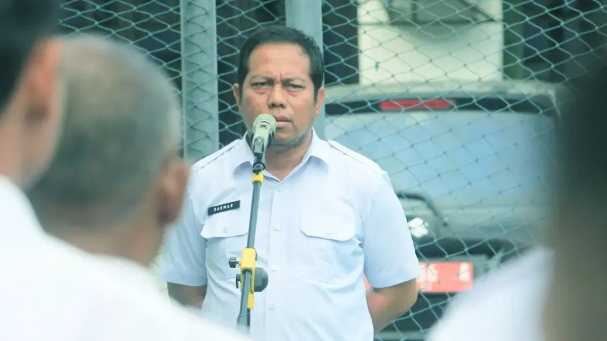 Kepala DPUTR Rachman Hidayat