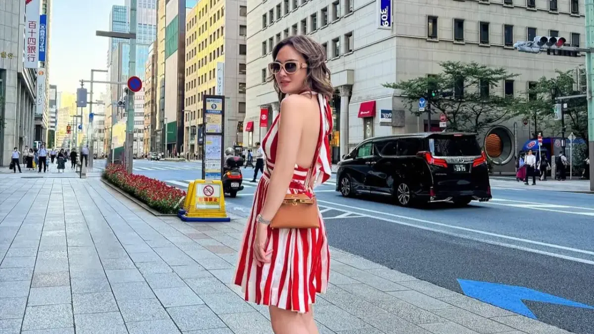 Shandy Aulia dan Pria Bule yang Bikin Warganet Penasaran shandy aulia pria bule