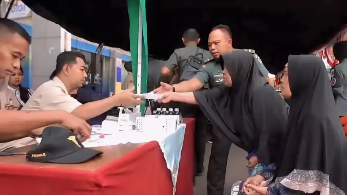 Hari Juang TNI AD ke-80, Bersihkan Pasar dan Layanan Kesehatan Gratis Kodim 0614 Kota Cirebon