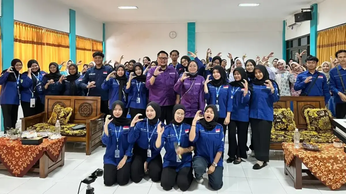 Prodi Kesmas UBHI Cirebon Gelar Seminar Universitas Bhakti Husada Indonesia Ciremai