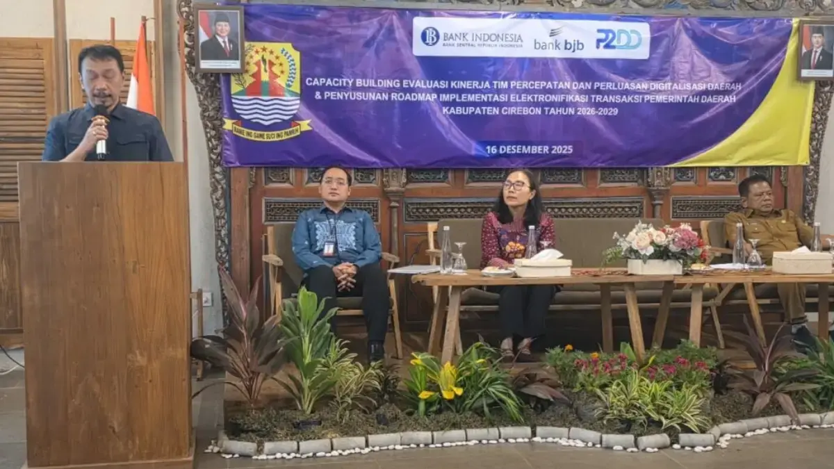 Kepala Bapenda Cirebon Drs Erus Rusmana