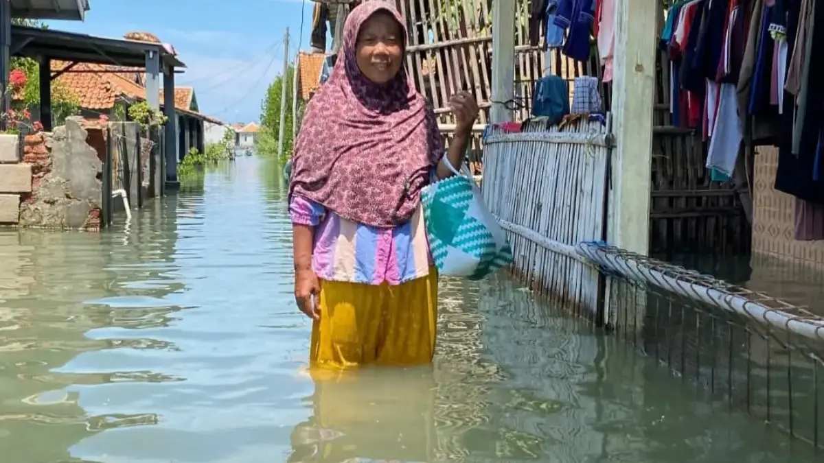 Ini Solusi KDM untuk Banjir Rob di Eretan Indramayu banjir rob di Desa Eretan