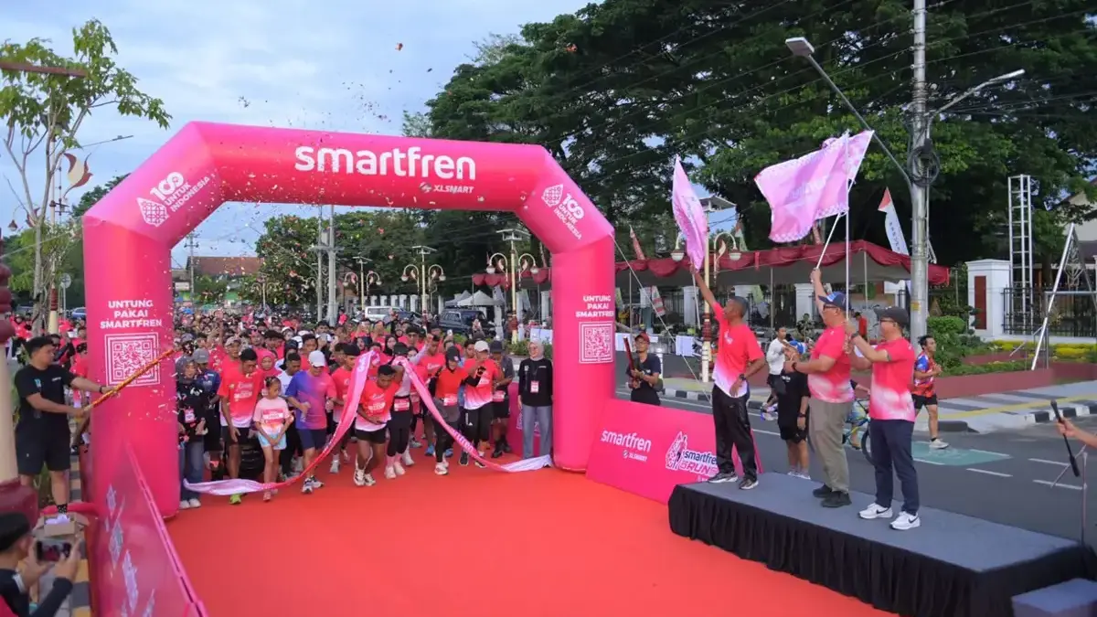 SMARTFREN Fun Run 2025 Meriahkan Kebumen, Dorong Gaya Hidup Sehat dan Penguatan Jaringan Digital SMARTFREN Fun Run 2025 Meriahkan Kebumen, Dorong Gaya Hidup Sehat dan Penguatan Jaringan Digital