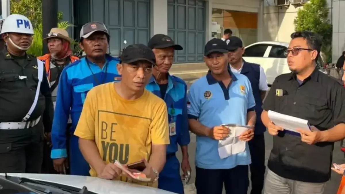 penertiban juru parkir liar di cirebon