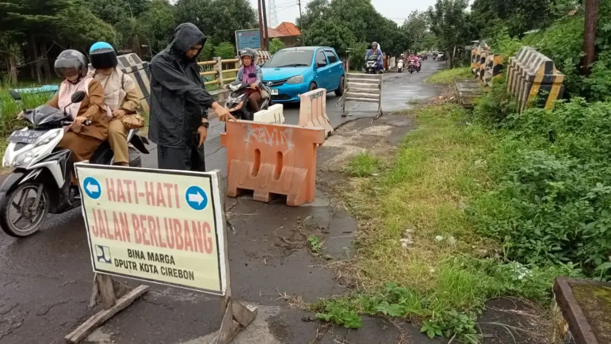 jembatan rinjani rusak