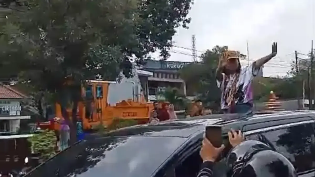 dede april pulang ke cirebon