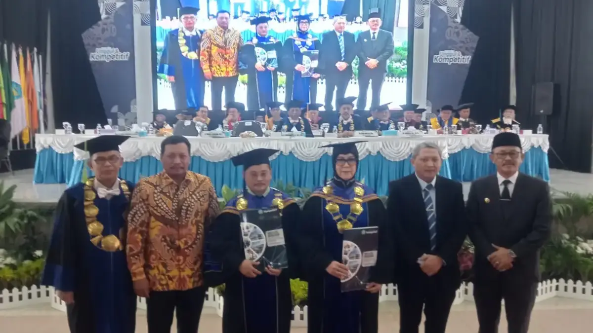 Cetak Sejarah, Rektor Unwir Ujang dan Hj. Ipong Dikukuhkan sebagai Guru Besar Pertama Prof Dr H Ujang Suratno SH MS