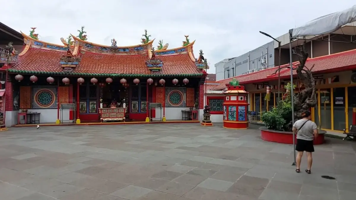 Vihara Dewi Welas Asih Cirebon