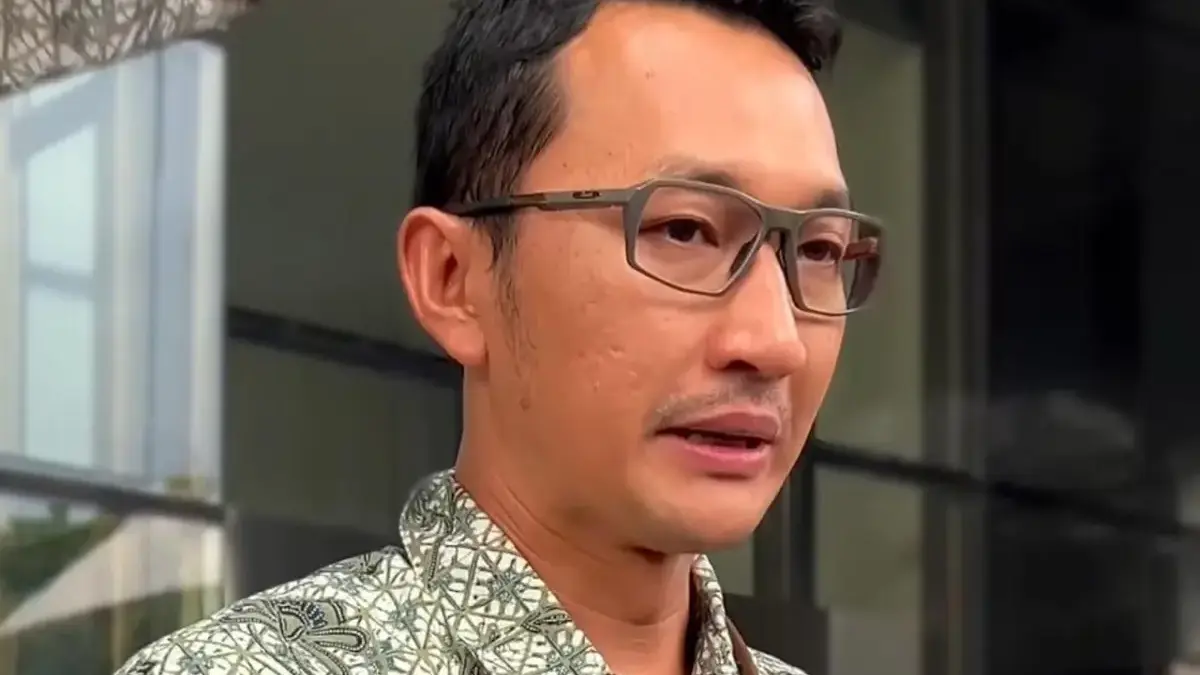 Eks Menag Yaqut Cholil Qoumas Tersangka Dugaan Korupsi Kuota Haji' yaqut tersangka kpk