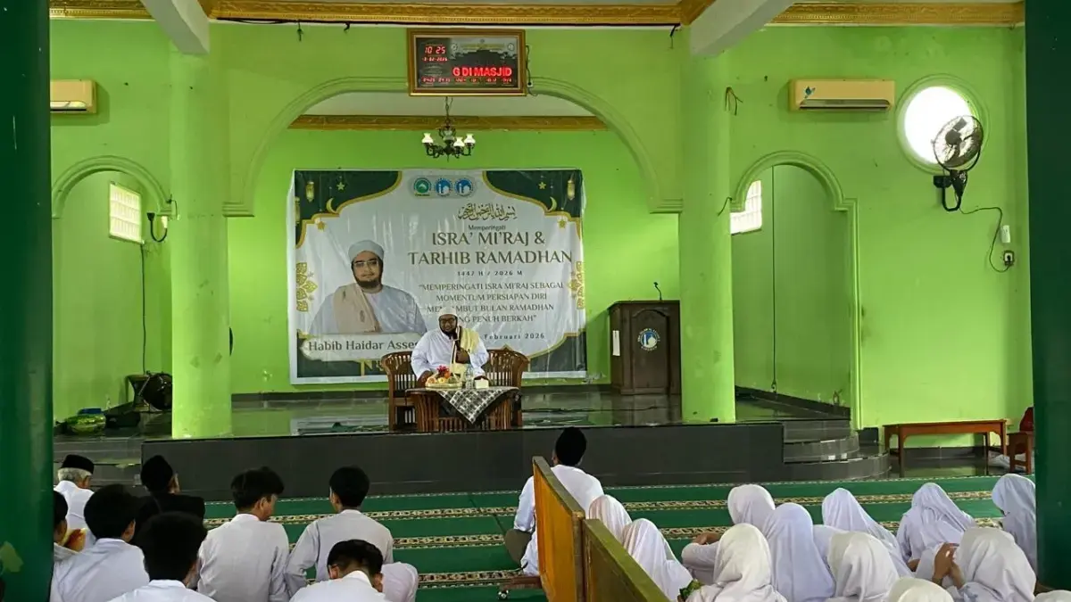 SMA Islam Al Azhar 5 Cirebon Gelar Isra Mikraj dan Tarhib Ramadan SMA Islam Al Azhar 5 Cirebon