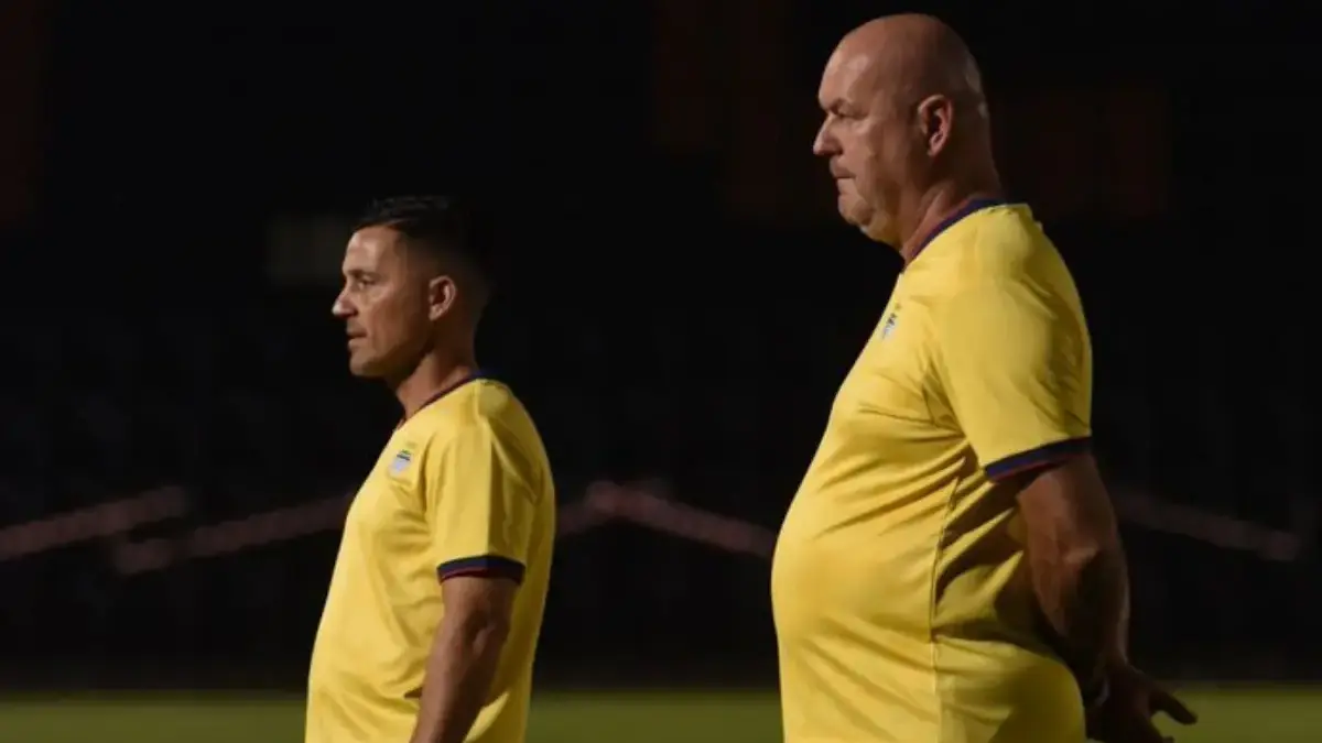 Bojan Hodak di Thailand.